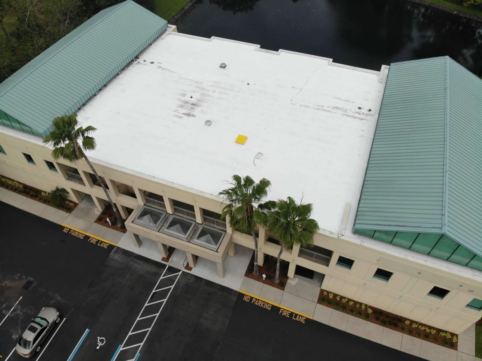 Acrylic Roof Coatings in Fullerton, CA