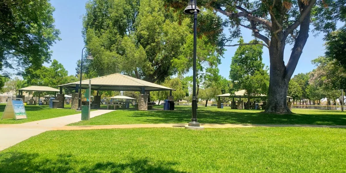 Commercial Roofing in Downey, CA